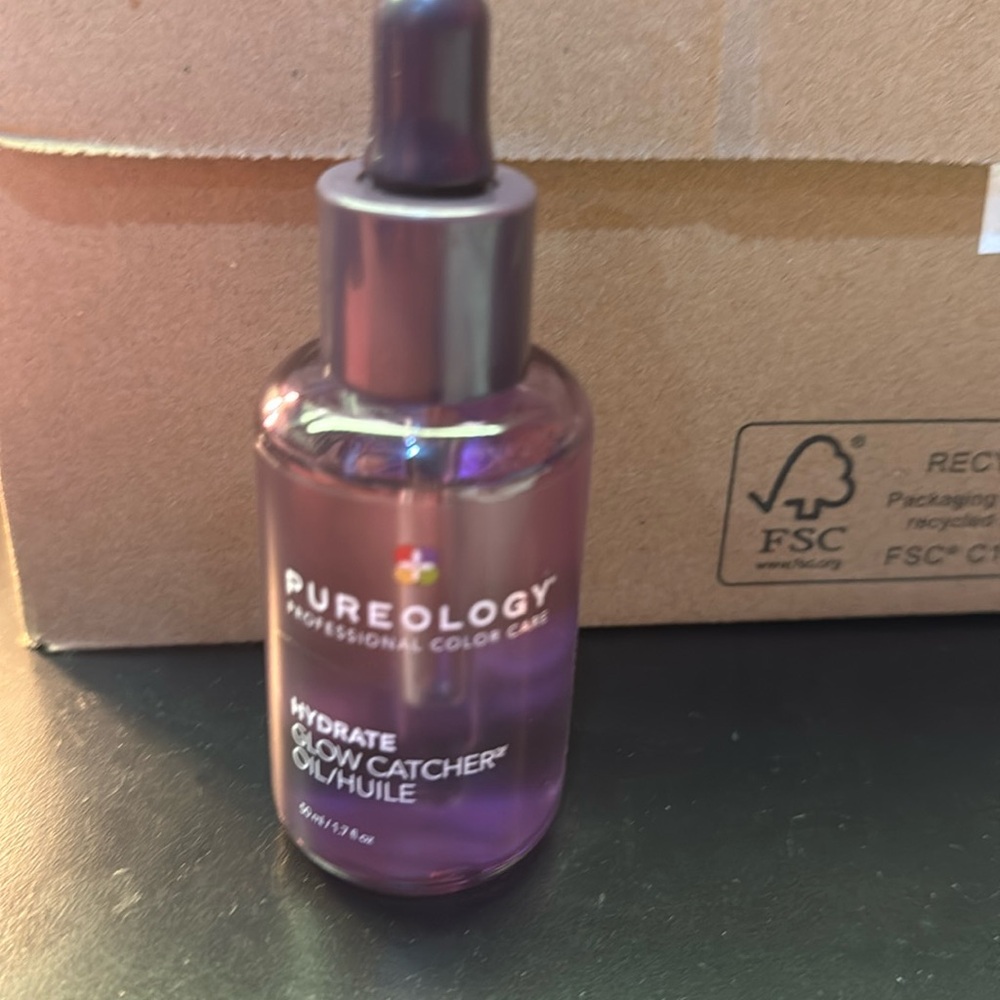 Pureology hydrate glow catcher oil. New never been used